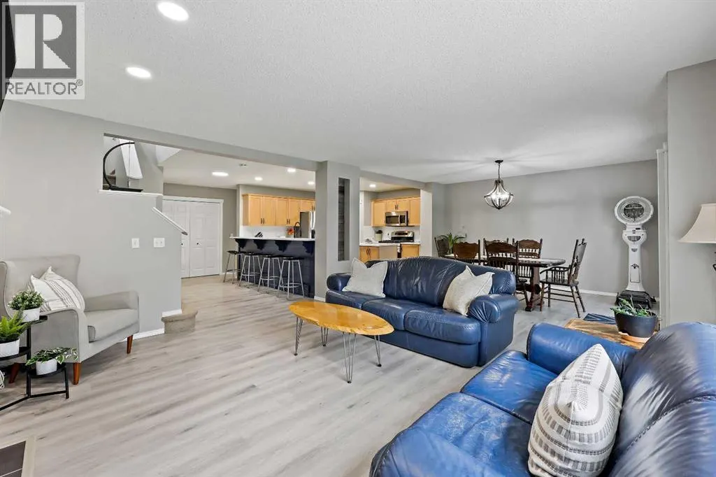 254 Evanscreek Court NW