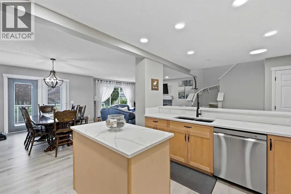 254 Evanscreek Court NW