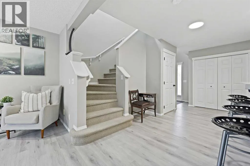 254 Evanscreek Court NW