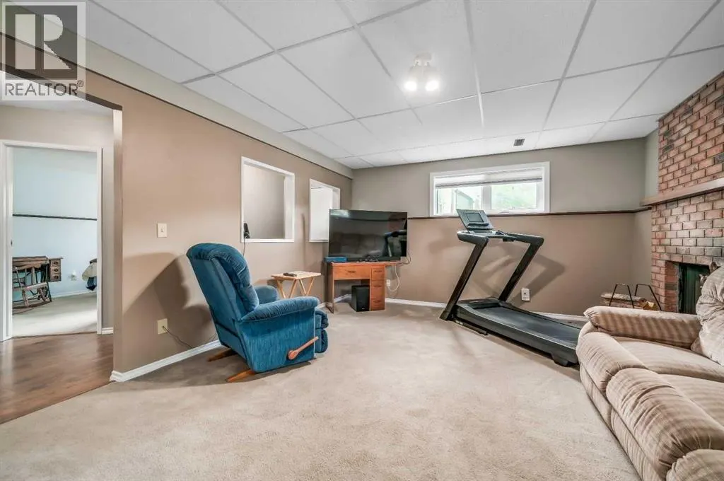 111 Macewan Drive NW
