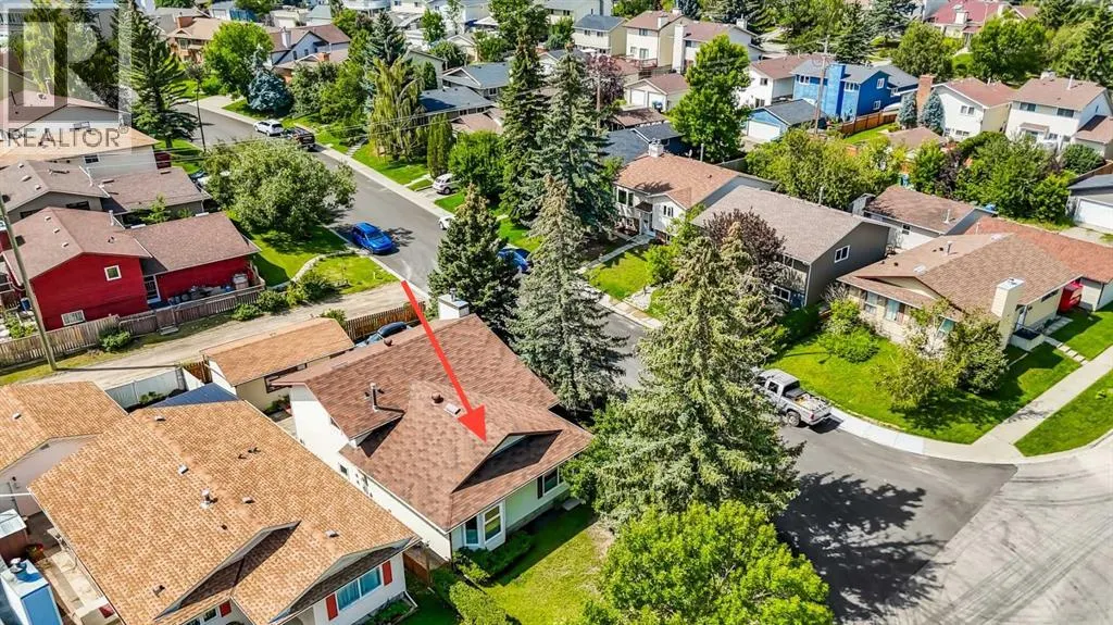 111 Macewan Drive NW