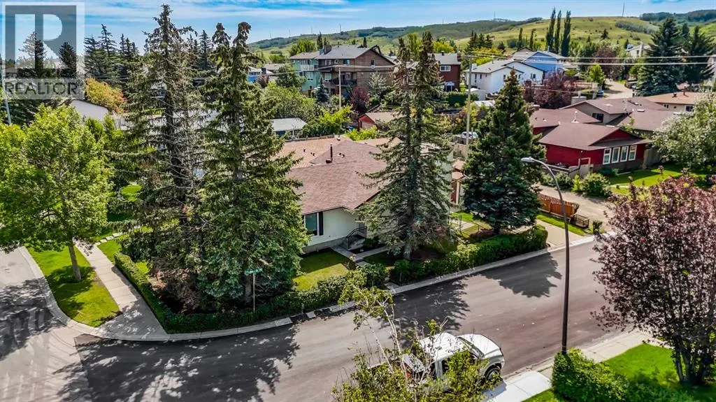111 Macewan Drive NW