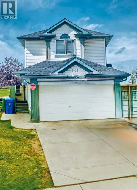 146 Saratoga Close NE