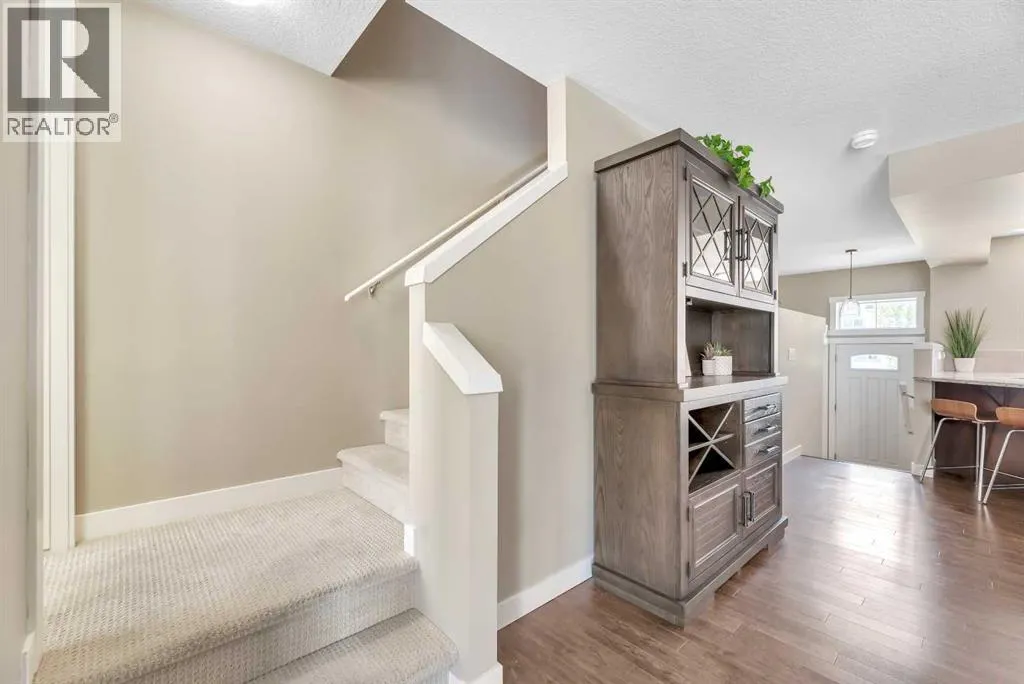 576 Mckenzie Towne Drive SE