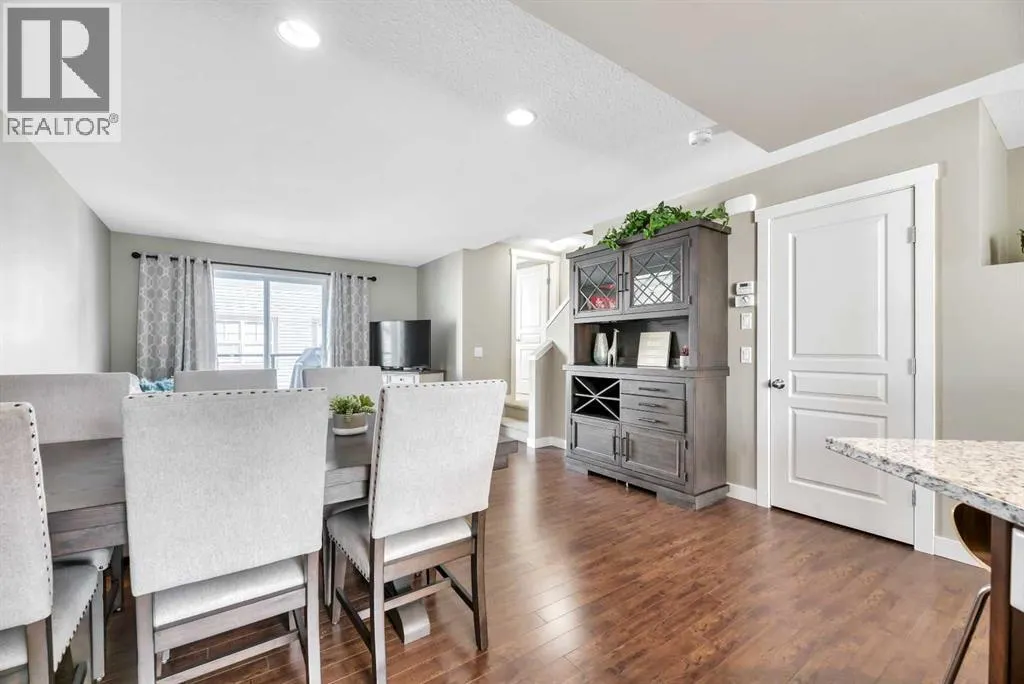 576 Mckenzie Towne Drive SE
