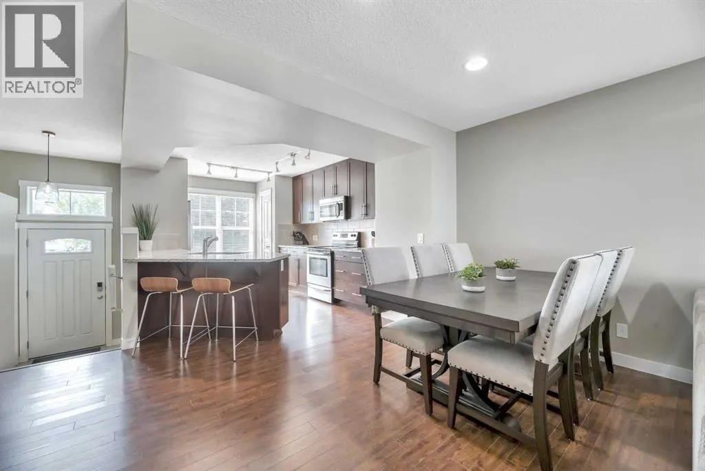 576 Mckenzie Towne Drive SE