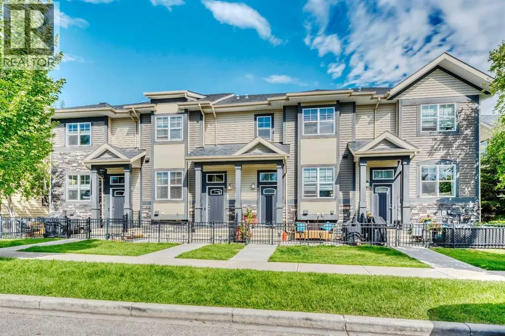 576 Mckenzie Towne Drive SE