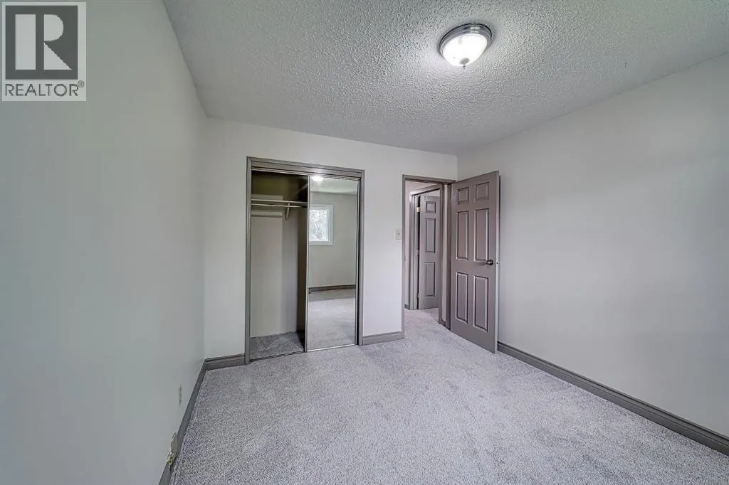 11147 Southdale Road SW