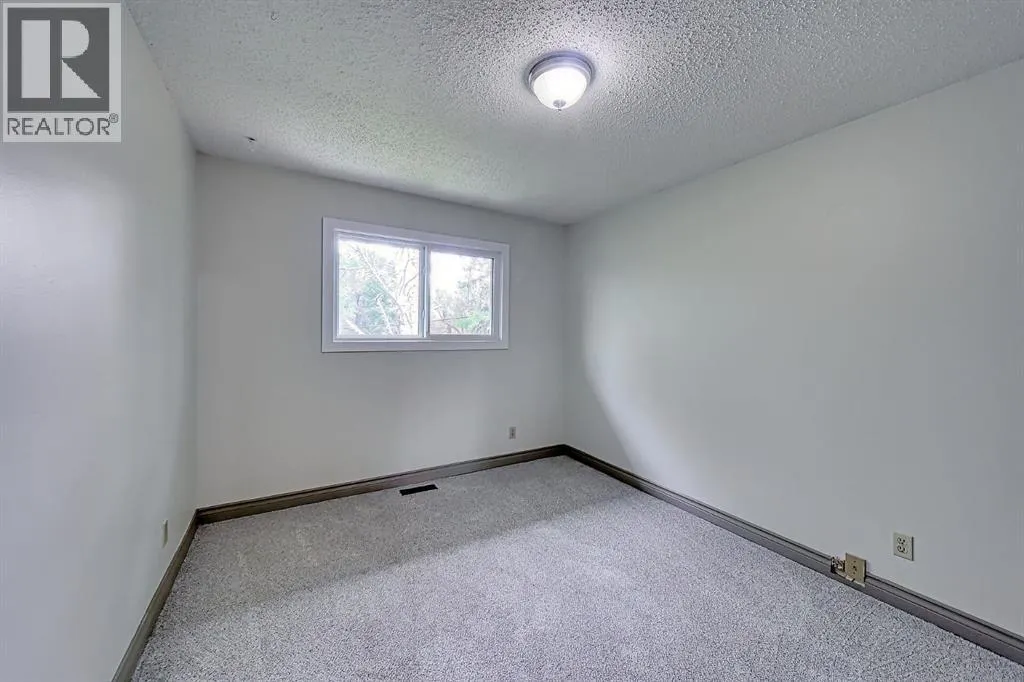 11147 Southdale Road SW