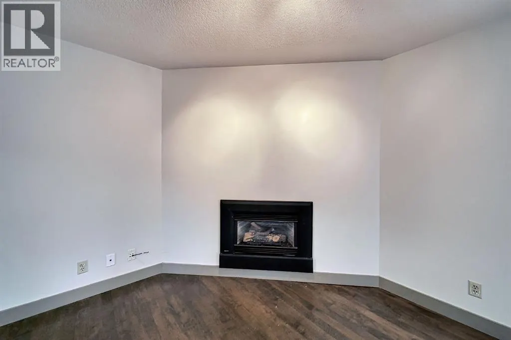 11147 Southdale Road SW