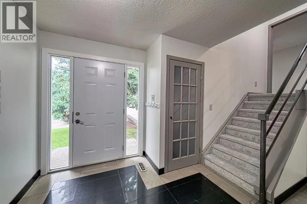 11147 Southdale Road SW