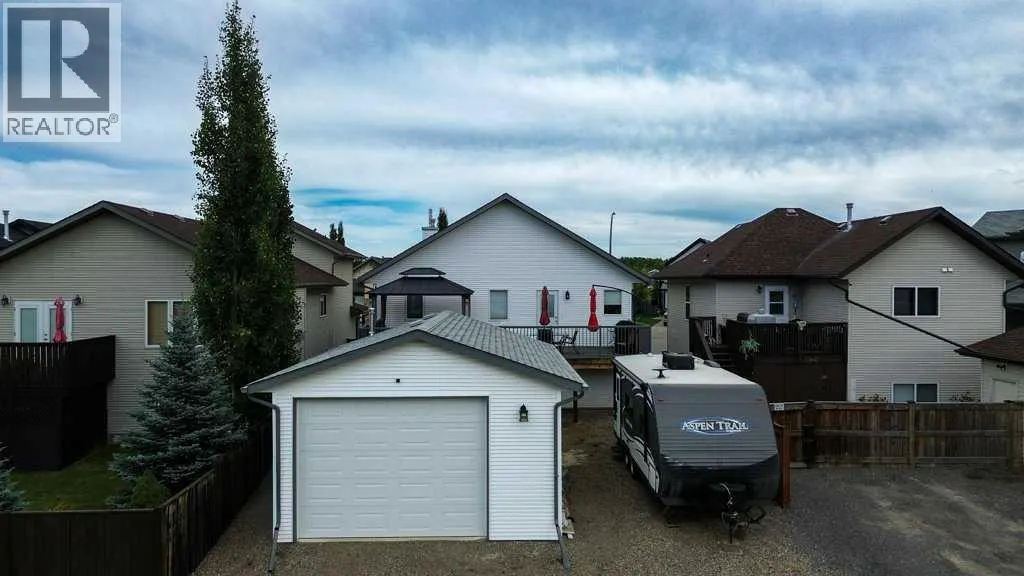 6818 59 Street Close