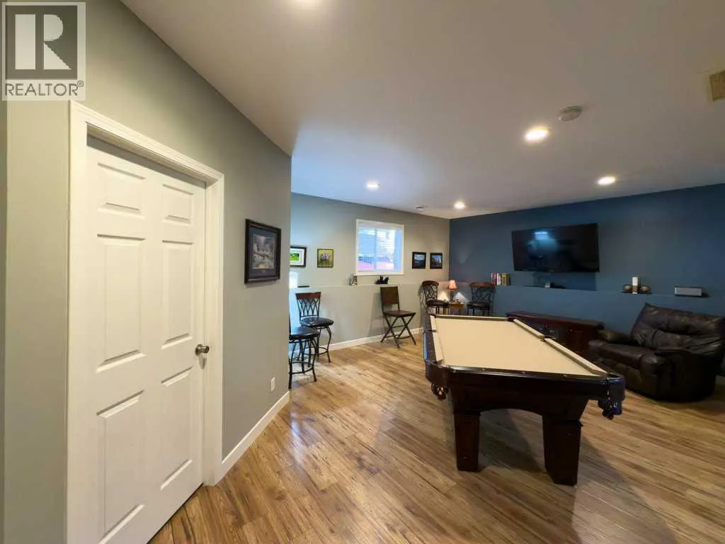 6818 59 Street Close