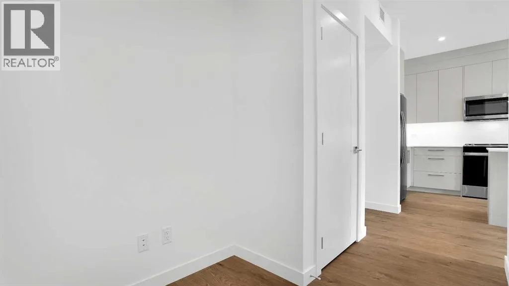 4415, 6 Merganser Drive W