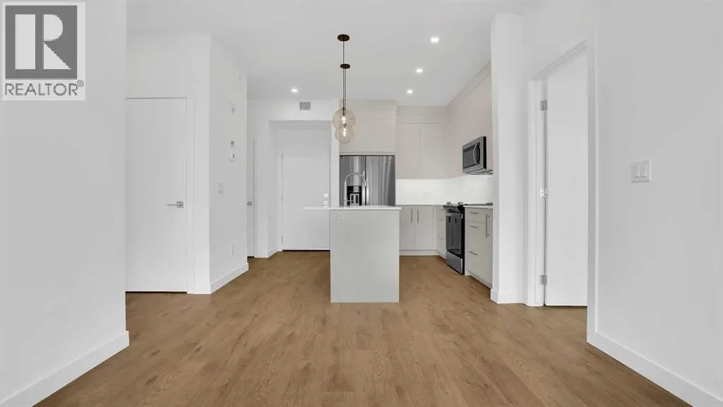 4415, 6 Merganser Drive W
