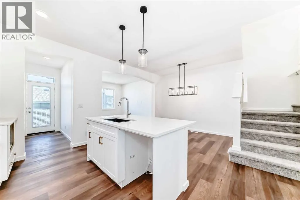 92 Bartlett Crescent SE