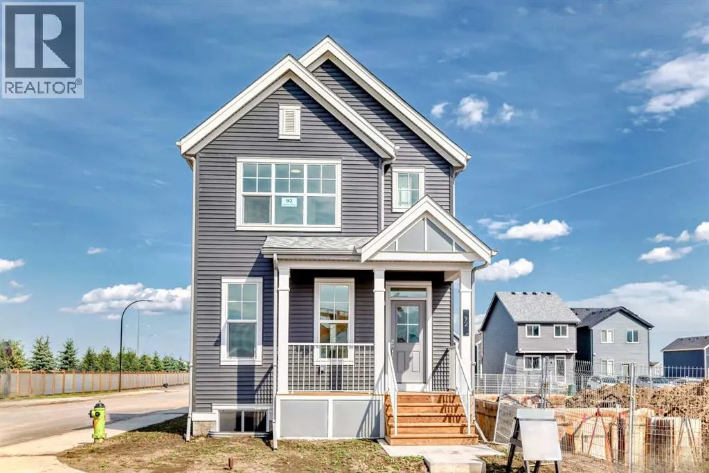 92 Bartlett Crescent SE