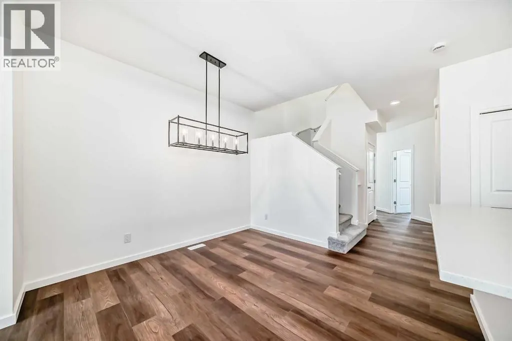 92 Bartlett Crescent SE