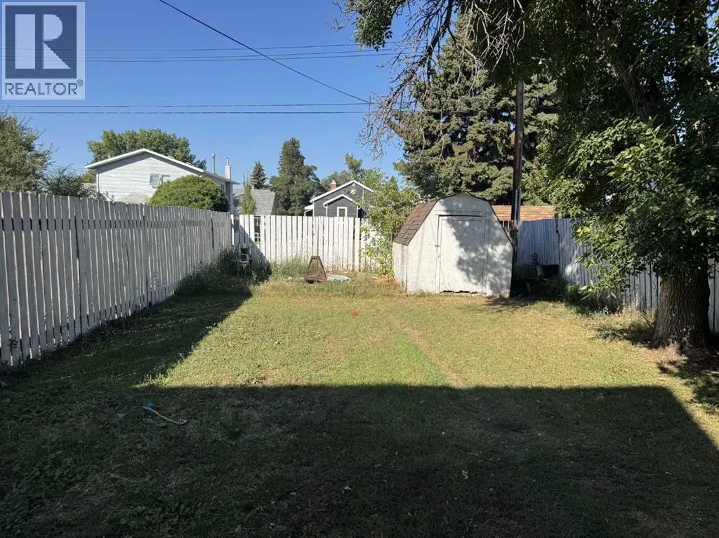 5228 48 Street