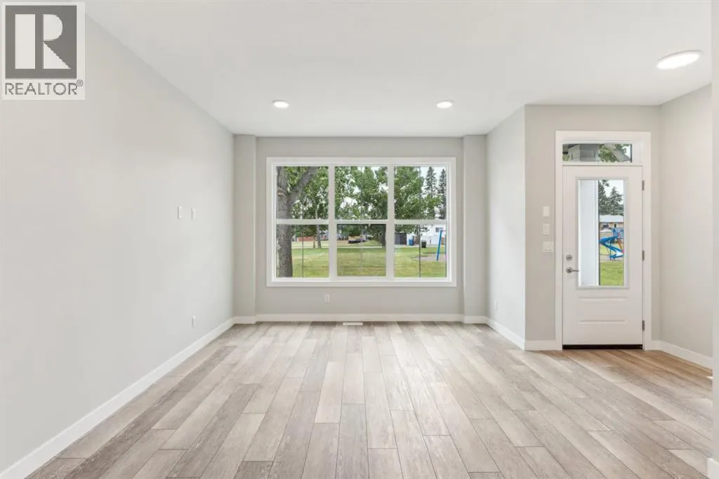 16 Alderwood Close SE