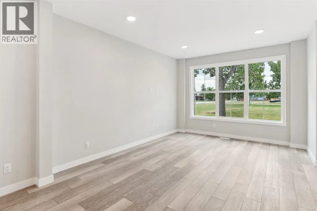 16 Alderwood Close SE