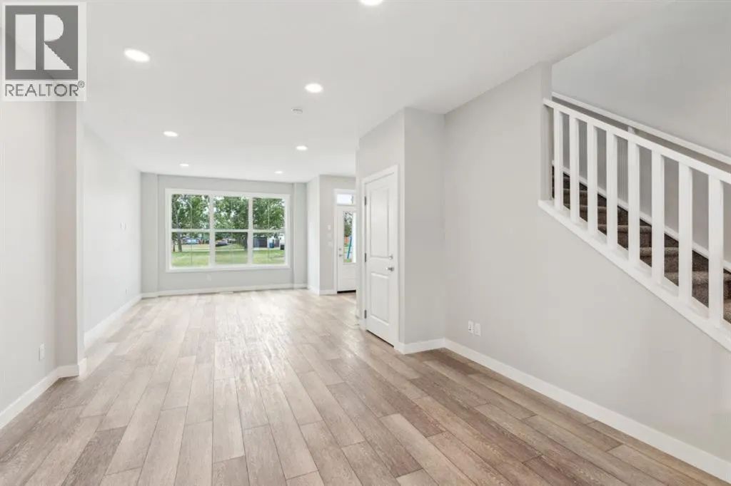 16 Alderwood Close SE