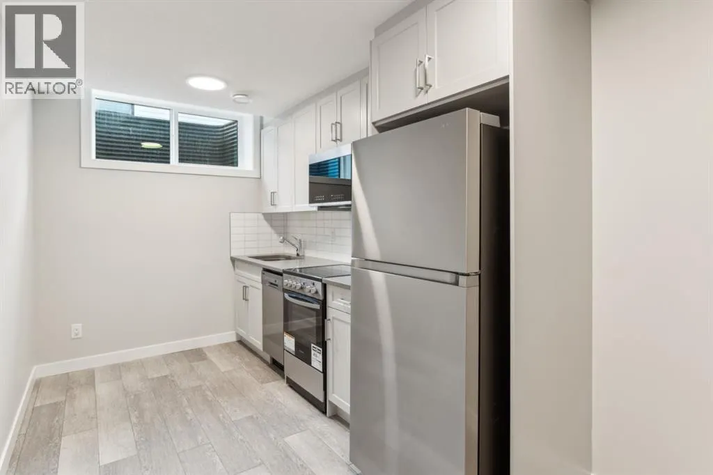 16 Alderwood Close SE
