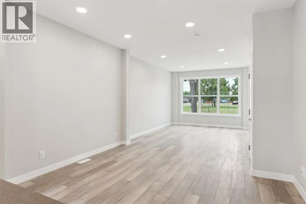 16 Alderwood Close SE