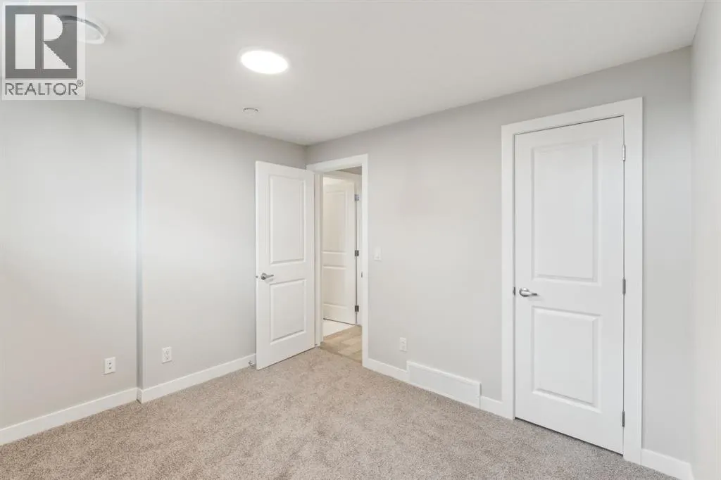 16 Alderwood Close SE