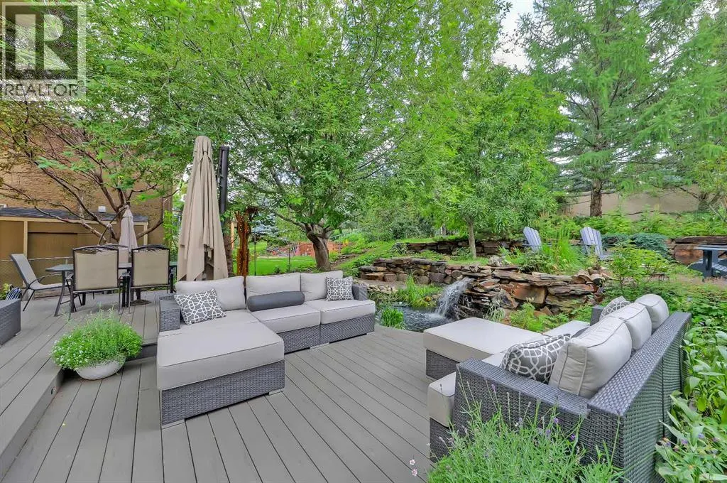 232 Scimitar Bay NW