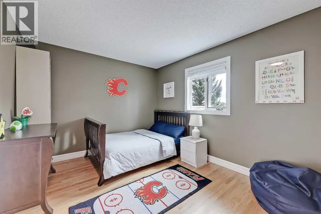 232 Scimitar Bay NW