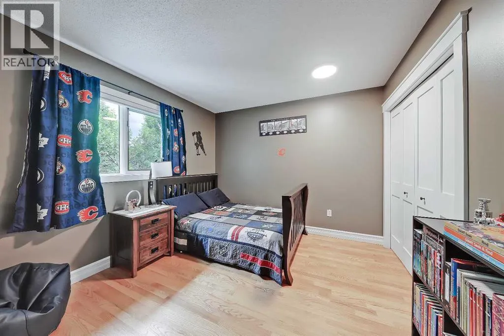 232 Scimitar Bay NW
