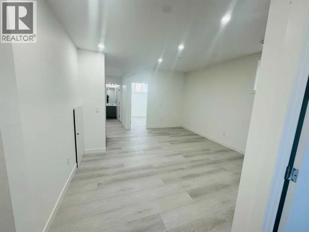 121 Dawson Wharf View  SE