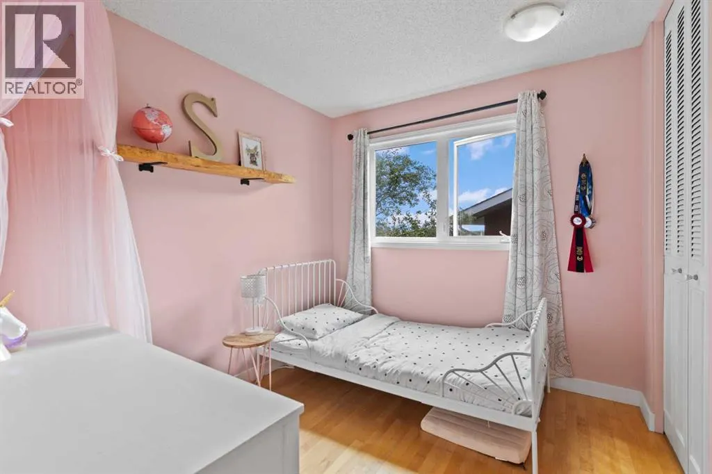 48 Shawcliffe Place SW