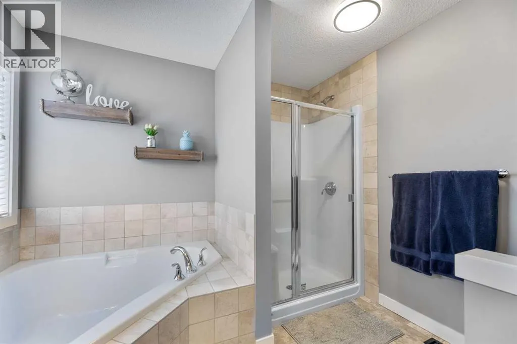 112 Kingsbridge Way