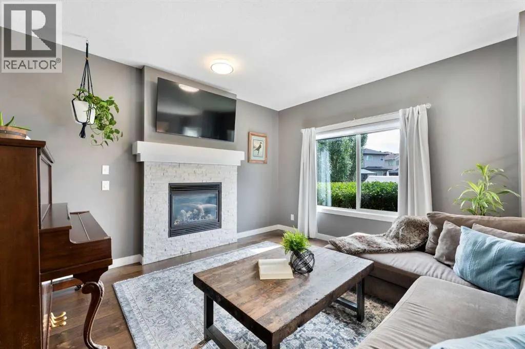 112 Kingsbridge Way