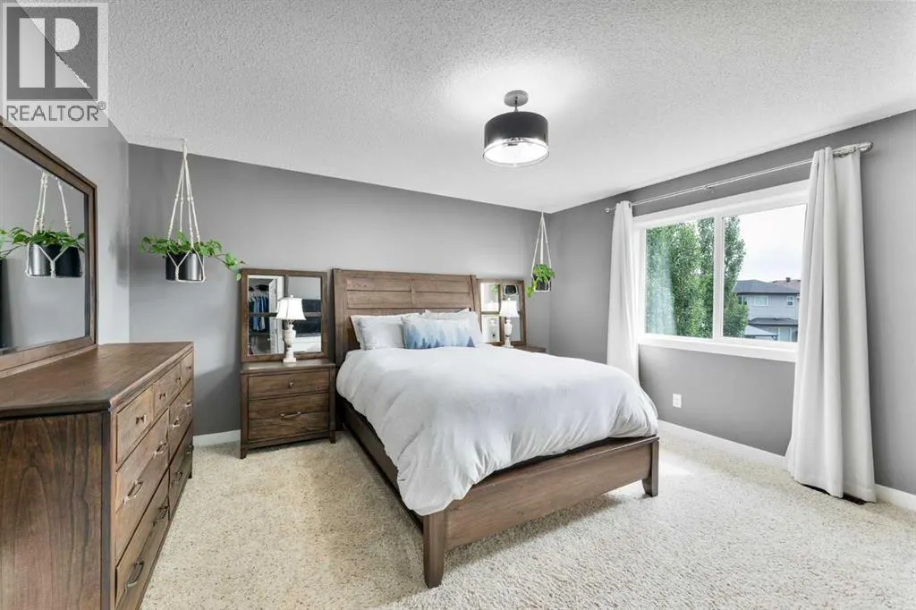 112 Kingsbridge Way