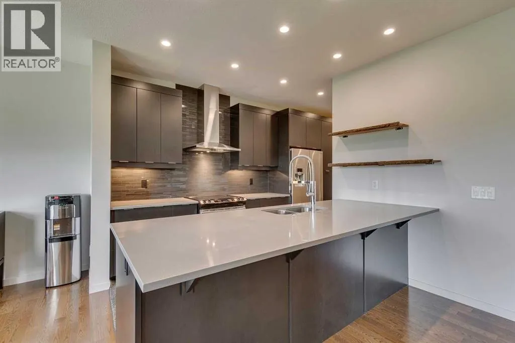 18 Marquis Cove SE