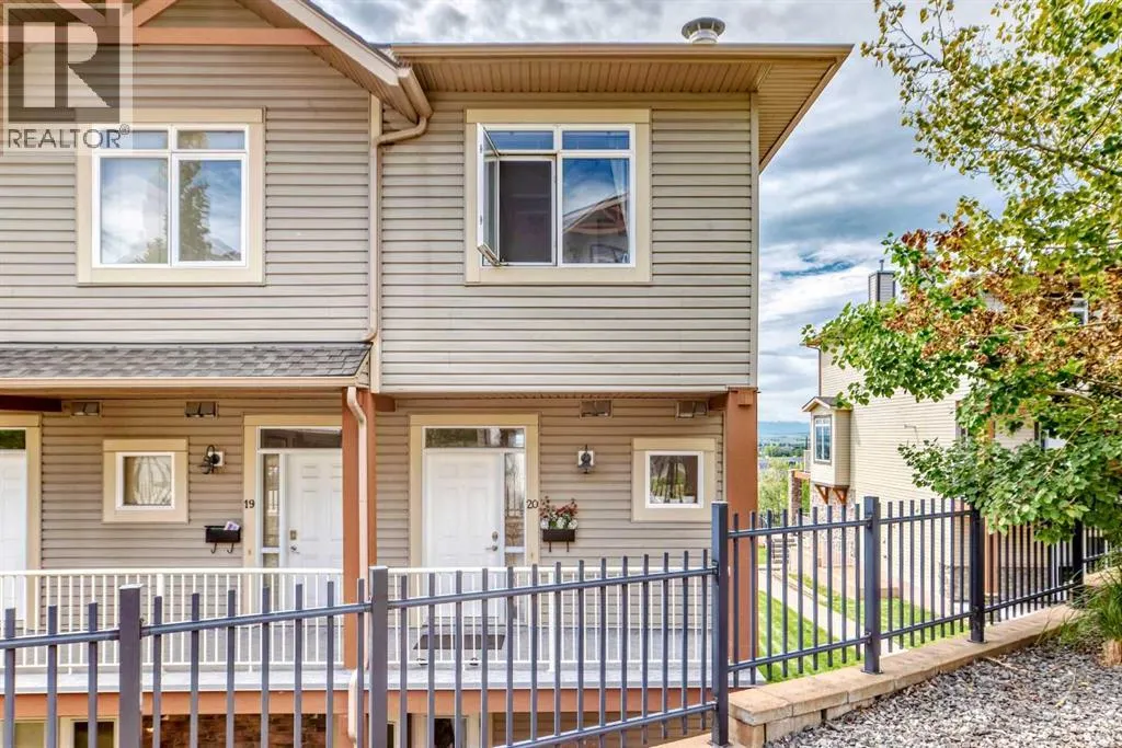 20, 169 Rockyledge View NW