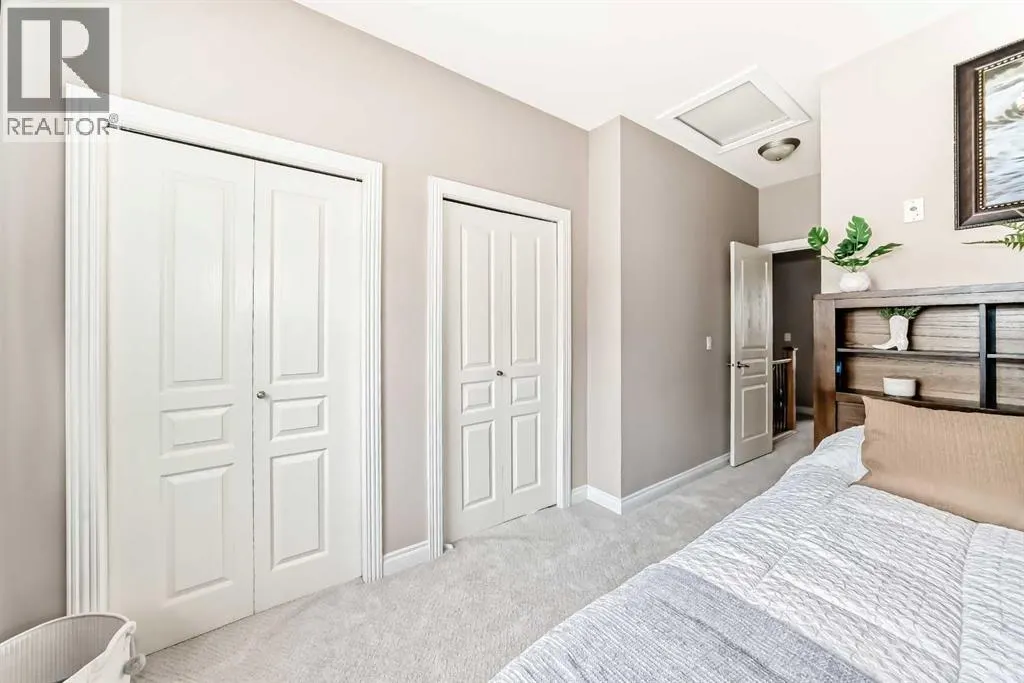 20, 169 Rockyledge View NW