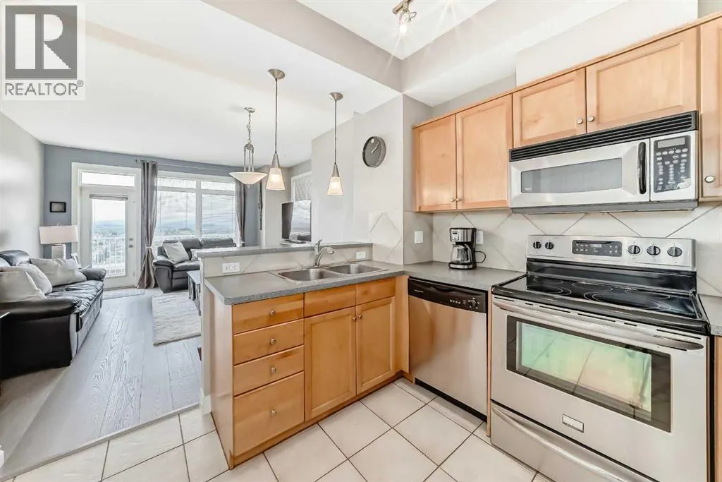 20, 169 Rockyledge View NW