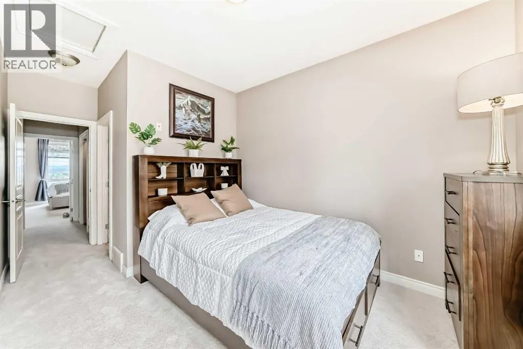 20, 169 Rockyledge View NW