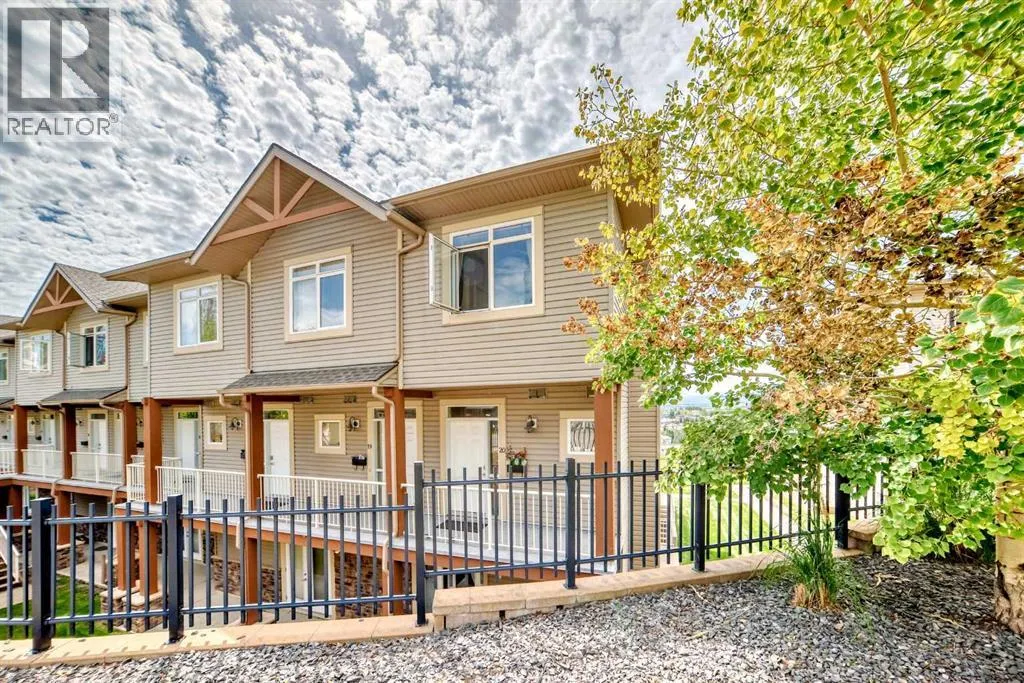 20, 169 Rockyledge View NW