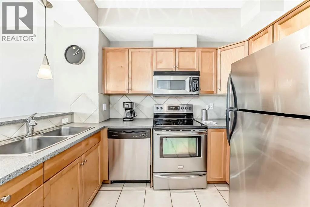 20, 169 Rockyledge View NW