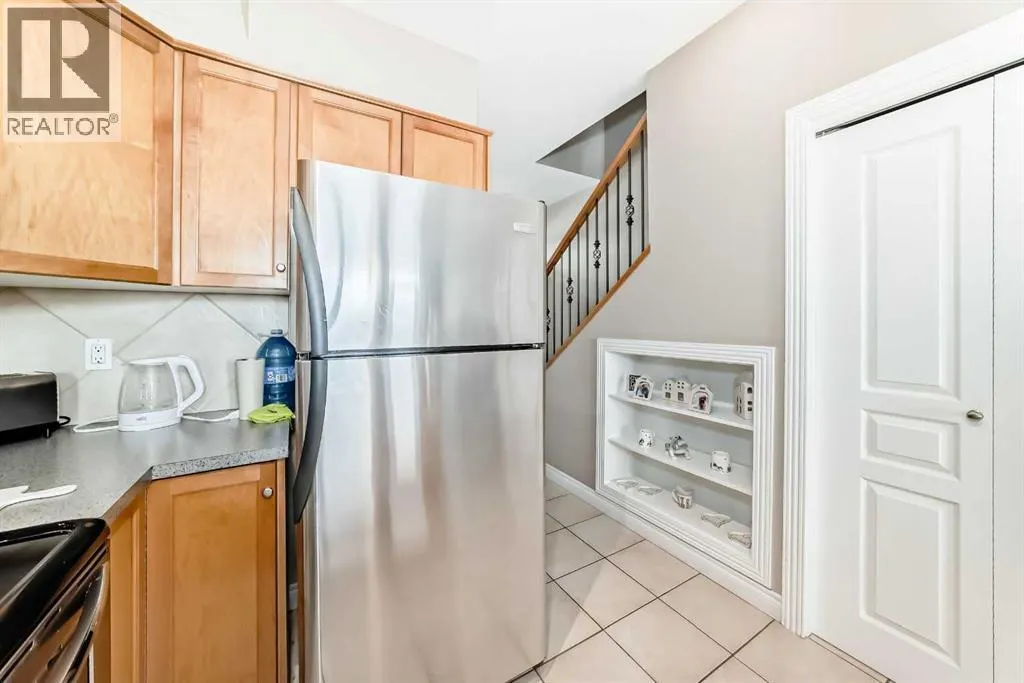 20, 169 Rockyledge View NW