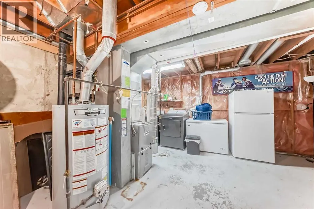 549 Queenston Gardens SE