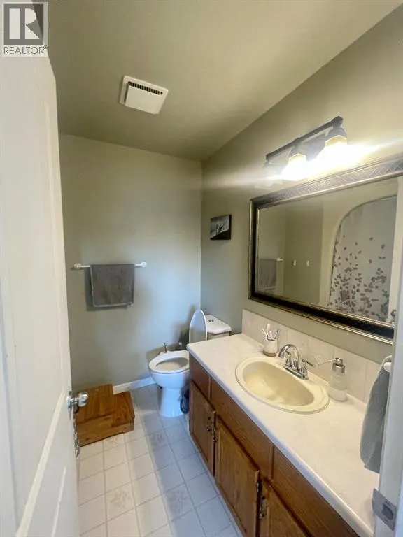 5301 15 Ave