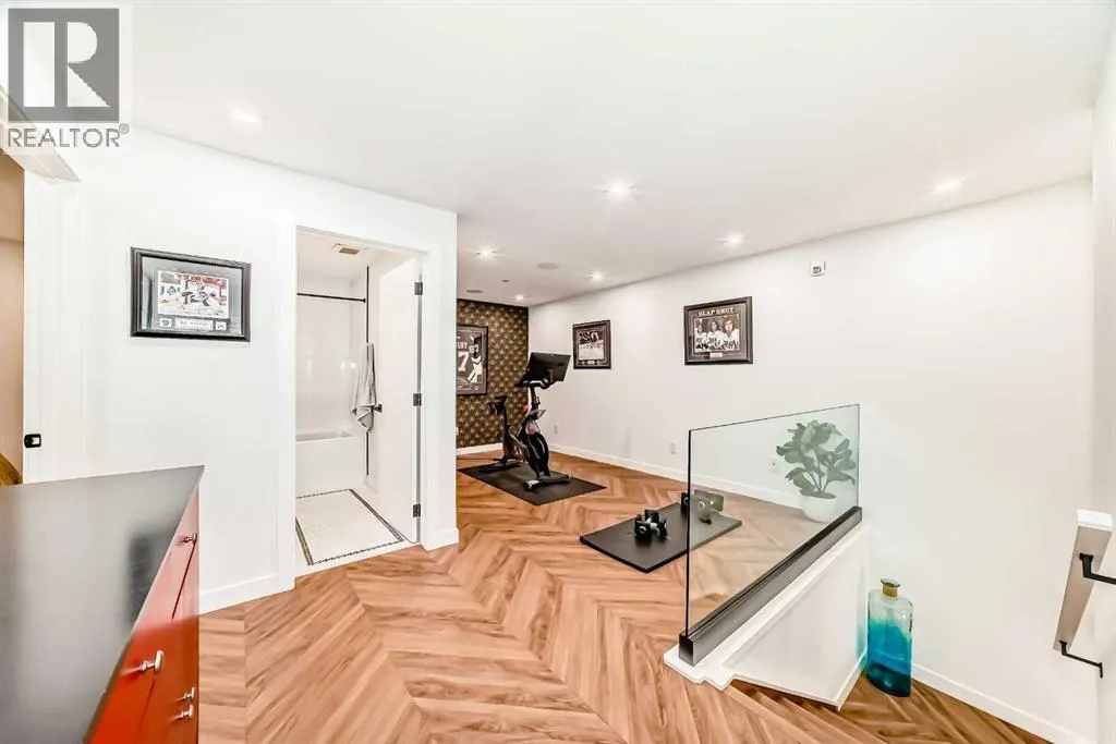 106, 8505 Broadcast Avenue SW