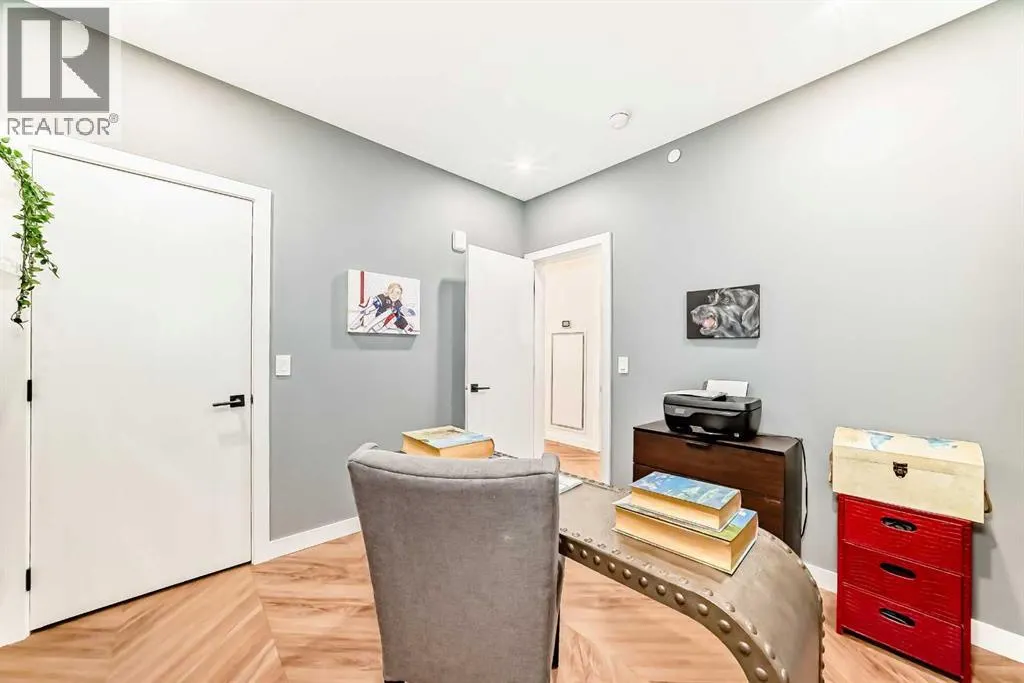 106, 8505 Broadcast Avenue SW