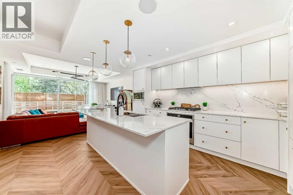 106, 8505 Broadcast Avenue SW